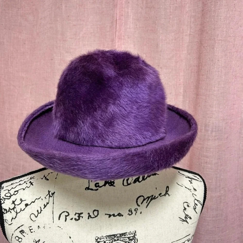 Vintage Rochelle Originals‎ Purple Fur Hat